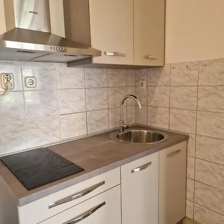 Apartmán Batinovic - *